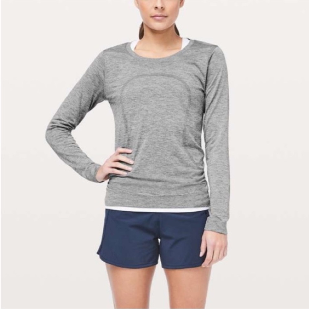 Lululemon Swiftly Tech Long Sleeve Breeze Relaxed Fit Slate Gray / White Size 8